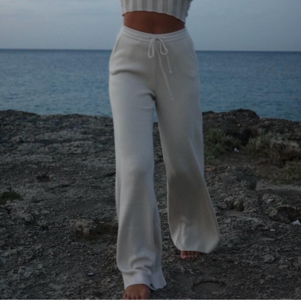 HEAVY MANNERS‘Creme’ Little Miss Cozy Knit Bottom